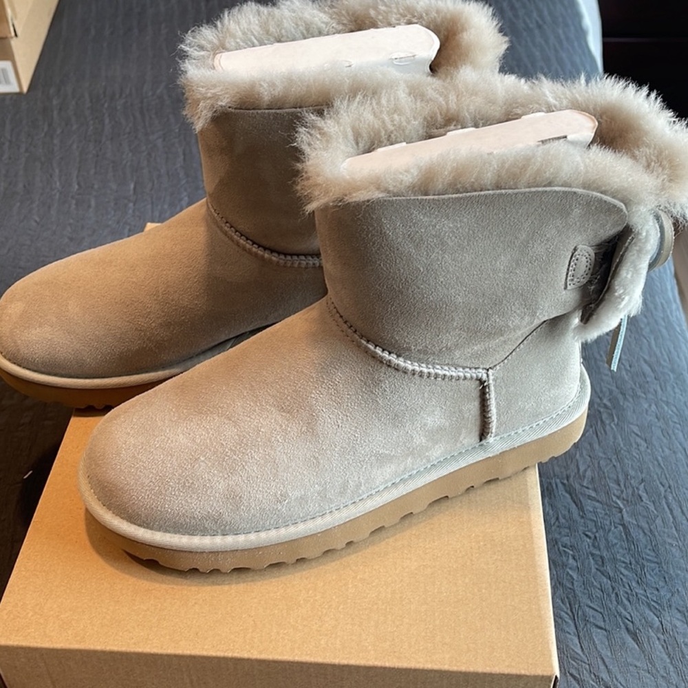 UGG Classic Double Bow